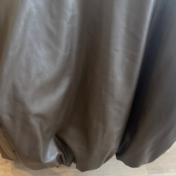 ALO Yoga Women’sDark Brown Bomber Jacket - Picture 8 of 8